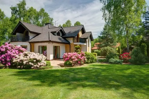 Lawn Maintenance Lawn Maintenance
